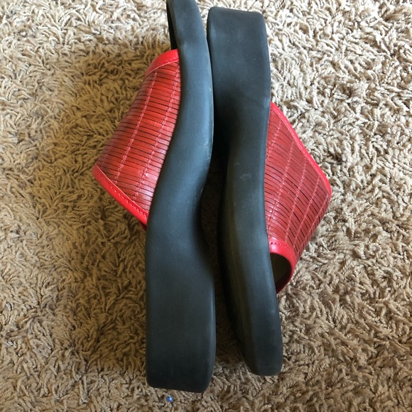 SOLD ON ANOTHER SITE! - Picture 5 of 7